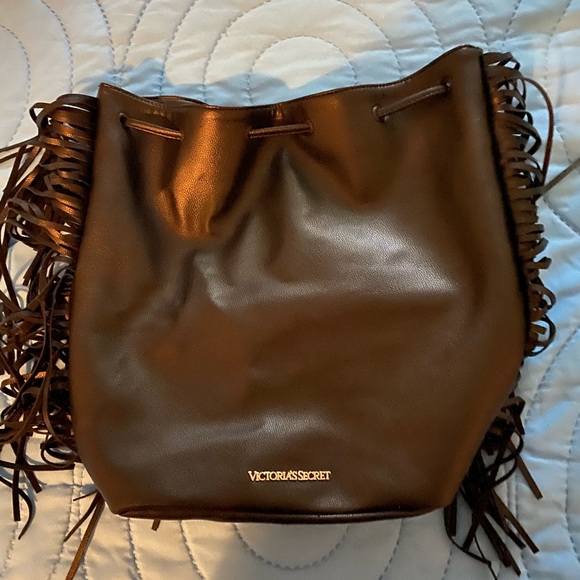 ❤️ Victoria Secret BOHO Fringe Backpack ❤️ - Picture 2 of 9